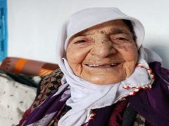 106 yaşındaki Dudu ninenin uzun yaşam sırrı. Vahdettin döneminde doğdu, tüm cumhurbaşkanlarına tanıklık etti