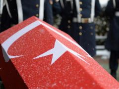 Ağrı’da askeri araç kaza yaptı. Bir asker şehit