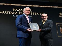 Ayasofya’nın Hattatı: Kazasker Mustafa İzzet Efendi’ye vefa