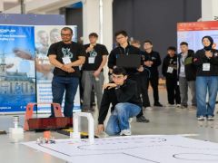 Bursalı öğrenciler robotik müsabakasında dünya ikincisi oldu