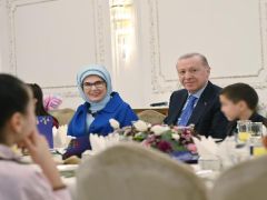 Cumhurbaşkanı Erdoğan, devlet himayesindeki çocuklarla iftarda bir araya geldi