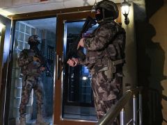 FETÖ’nün kamudaki yapılanmasına operasyon. Üç gözaltı kararı