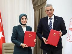İki bakanlık arasında işbirliği protokolü imzalandı