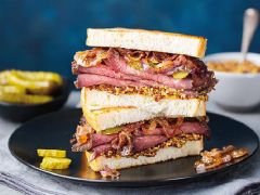 İki dilim ekmek, eksiksiz bir öğün