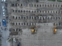 İran Kızılayı: İlkokul saldırısı 2 seferde gerçekleşti