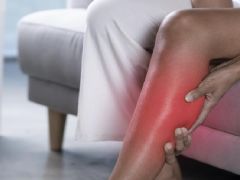 Ölümcül bir rahatsızlığın birinci belirtisi olabilir! Geceleri bacaklarda yanma ve kızarma hissini hafife almayın