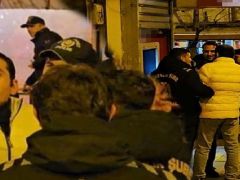 Oyuncu Ufuk Bayraktar 8 Mart Dünya Kadınlar Günü yürüyüşünde olay çıkardı