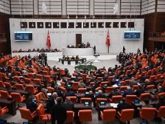 Özgür Özel dahil dört vekilin dokunulmazlık dosyası Meclis’te