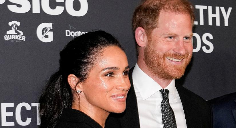 Prens Harry biyografisinde şok iddia. “Meghan onun beynini yıkadı”