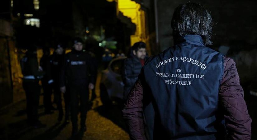 Sahte banka hesap dökümleri polisi harekete geçirdi: 13 şüpheli gözaltında