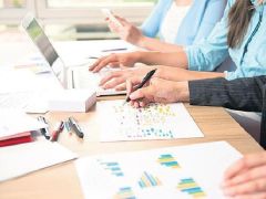 Ticaret danışmanlığı ‘merkez’ ile büyüyecek