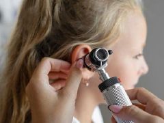 Uzmanından ailelere uyarı: İşitme testini ihmal etmeyin