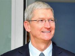 Apple’da bir periyot sona erdi… Tim Cook misyonunu bırakıyor