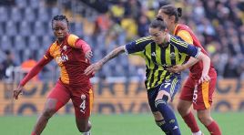 Bayan futbolunda derbi heyecanı yaşanacak!