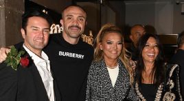 Demet Akalın yeni yaşını kutladı