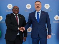 Dışişleri Bakanı Hakan Fidan Zambiyalı mevkidaşı ile görüştü