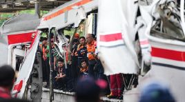 Endonezya’da feci tren kazası: 14 kişi öldü, çok sayıda yaralı var