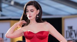 ‘Estetikli’ dediler, dünyanın en hoş bayanı seçildi