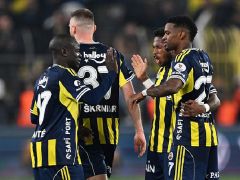 Fenerbahçe’de Kayserispor maçı öncesi 8 oyuncu ceza sınırında!
