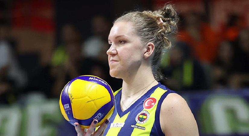 Fenerbahçeli Agnieszka Korneluk voleybol mesleğini noktaladı!