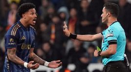 Fenerbahçe’ye Oosterwolde’den makus haber!