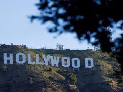 Hollywood yıldızlarından dev birleşmeye tepki. 1400’den fazla isimden mektup