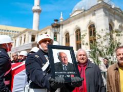 Hüsamettin Cindoruk son yolculuğuna uğurlandı