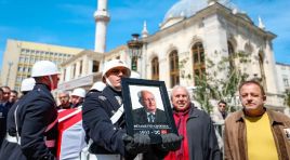 Hüsamettin Cindoruk son yolculuğuna uğurlandı