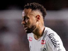 Neymar taraftarlarla tartıştı! ‘Bunu kabul edemem’