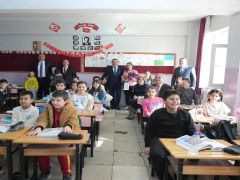 Okula sürpriz ziyaret