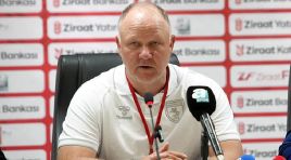 Samsunspor Yardımcı Antrenörü Sebastian Hahn’dan hakem isyanı: ‘Böyle yöneteceğini bilmiyorduk!’