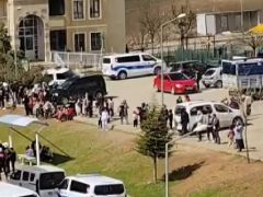 Siirt’te sitede aidat kavgası çıktı. Yaralılar var