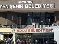 Son dakika. Mersin Yenişehir ve Bolu Belediyesi’ne operasyon. Başkan Yardımcısı tutuklandı
