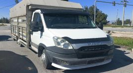 Tescilsiz plaka kullanan sürücüye ceza