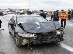 Trafik durdu. TEM Otoyolu’nda 7 araç birbirine girdi