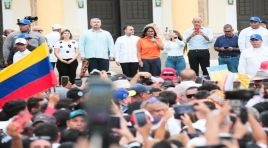 Venezuelalılar ABD yaptırımlarının kaldırılması için yürüyüş başlattı