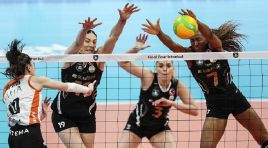 2026 CEV Şampiyonlar Ligi Şampiyonu VakıfBank! Eczacıbaşı 4 sette kaybetti