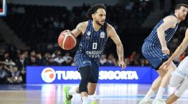 Anadolu Efes, Basketbol Harika Ligi’nde yarı finalde!