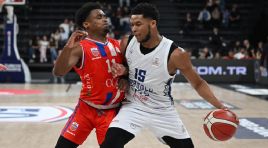 Anadolu Efes konutunda farklı kazandı!