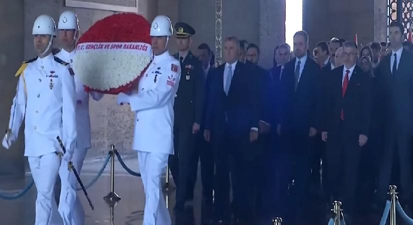 Anıtkabir’de 19 Mayıs merasimi