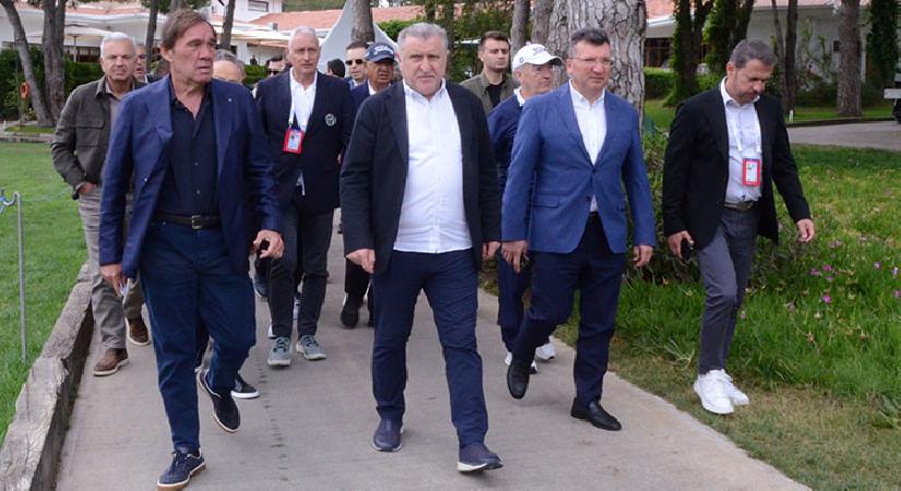 Bakan Bak, Turkish Airlines Open 2026 Golf Turnuvası ödül merasimi için Antalya’da