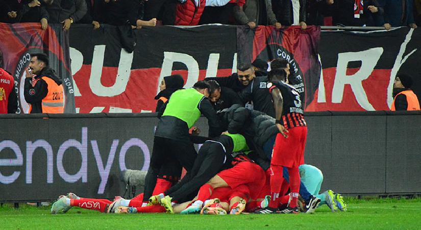 Çorum FK (2) 2-0 (1) Bodrum FK (TFF 1. Lig Yükselme Play Off 2. Tur)