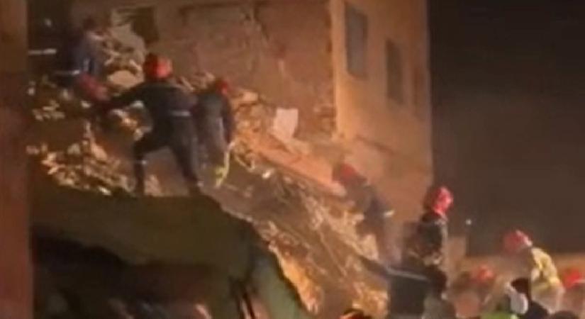 Dört katlı bina çöktü: Çok sayıda meyyit