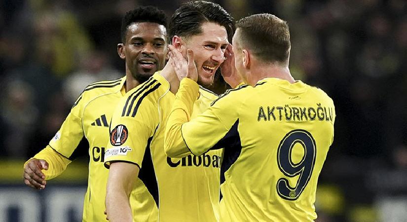 Fenerbahçe’de ayrılık ihtimali! 3 talip var