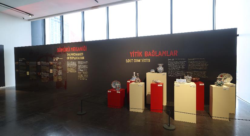“İnsanlığın Yükü: Dekolonizasyonun Bugünü” sergisi AKM’de açıldı