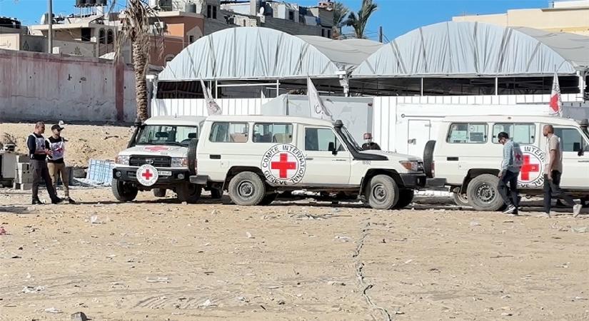 İsrail, biri bayan 15 Filistinli esiri özgür bıraktı