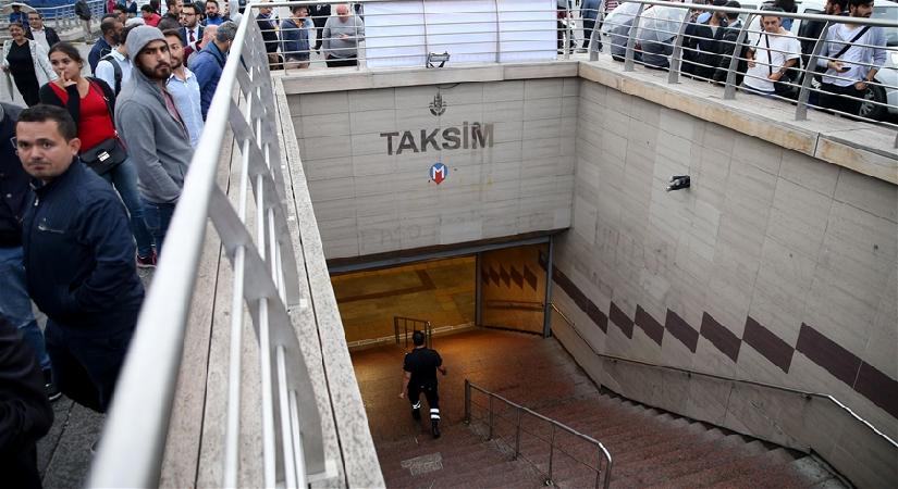 İstanbul’da birtakım yollar ve Taksim metrosu kapatıldı