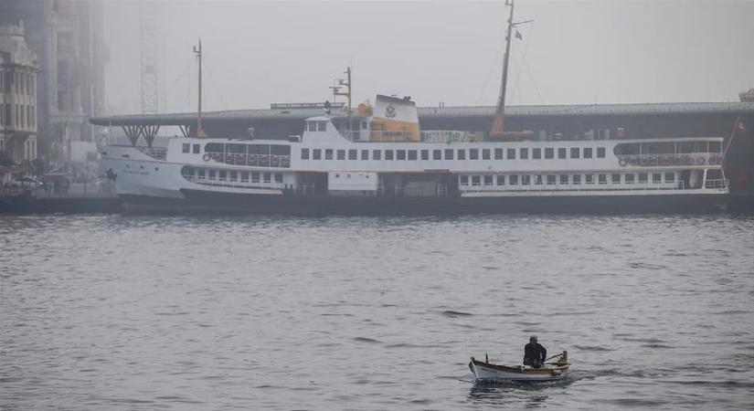 İstanbul’da deniz ulaşımına hava muhalefeti engeli