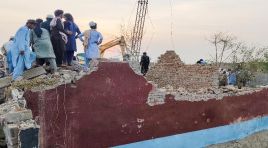 Pakistan’da intihar saldırısı: 15 polis öldü
