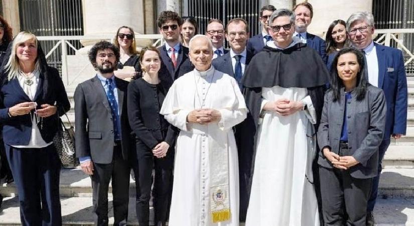 Papa Leo’dan ‘yapay zekâ’ genelgesi… ‘Gelişimini yavaşlatalım’